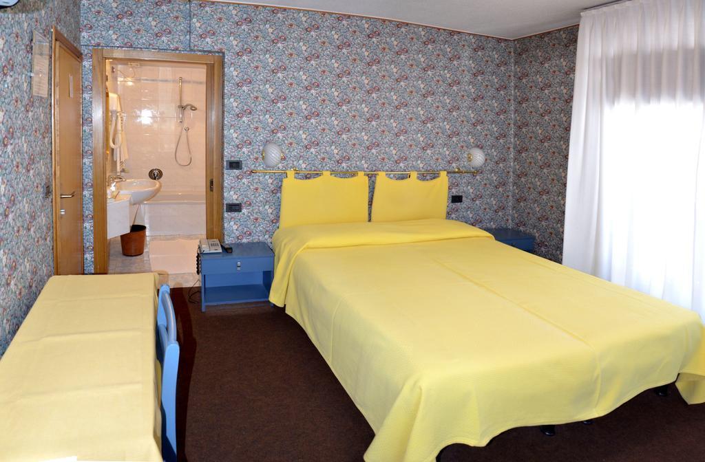 Hotel Cervo Bormio Ruang foto